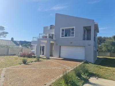 House For Sale in Fisherhaven, Fisherhaven